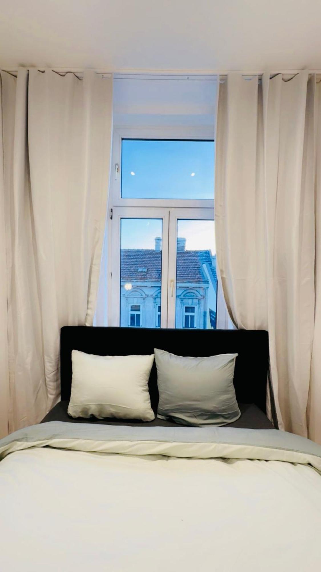 Appartement Comfy & Cozy 4br Shared Next To Kaufpark Alterlaa Vienne
